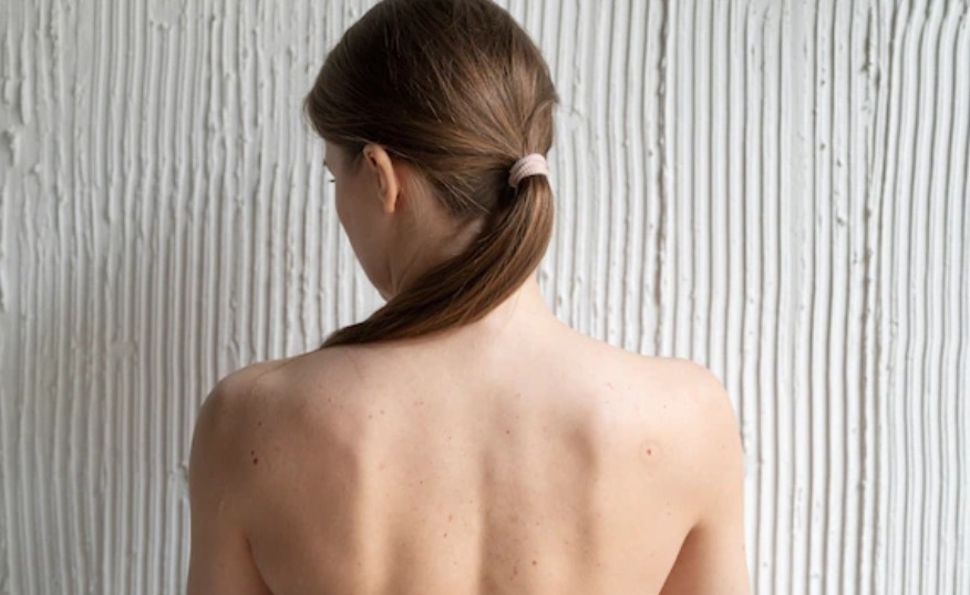 Женская спина
